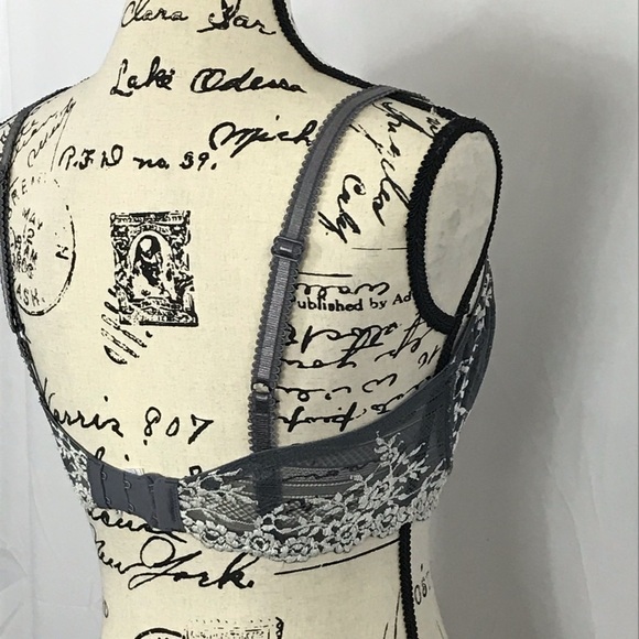 {Wacoal} Floral Unlined Pushup Bra - Picture 5 of 6